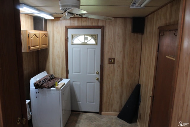 653 Huber Dr, Monroe, MI 48162 - laundry room featuring a ceiling fan, separate washer and dryer, and wood walls