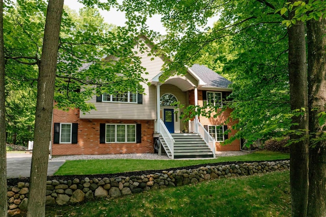 9639 E Walkabout Ln, Traverse City, MI 49684