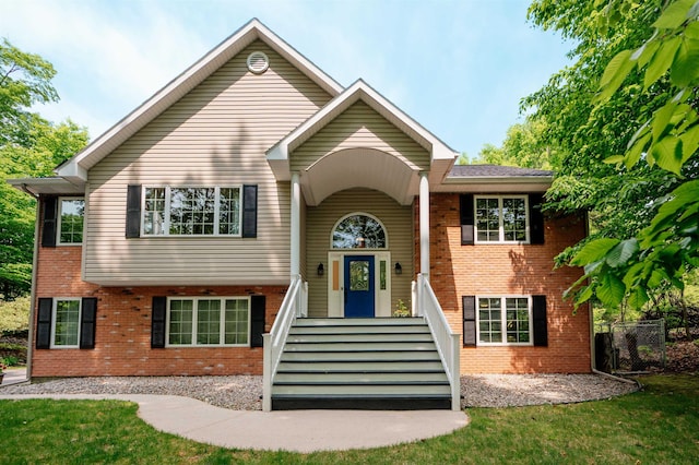 9639 E Walkabout Ln, Traverse City, MI 49684