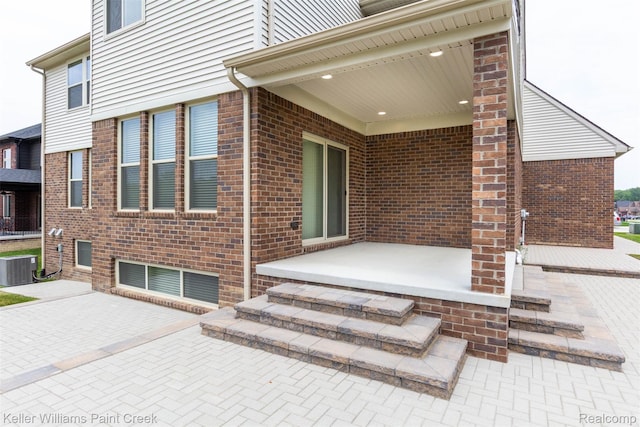 24738 Callaway Dr, Macomb, MI 48042 - view of patio
