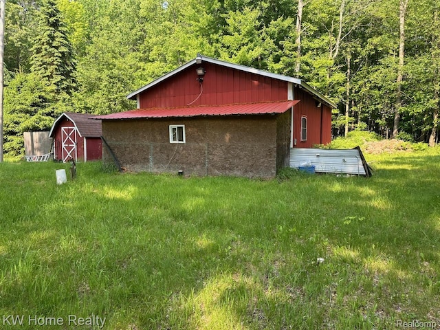 4456 Five Lakes Rd, North Branch, MI 48461 - photo 5