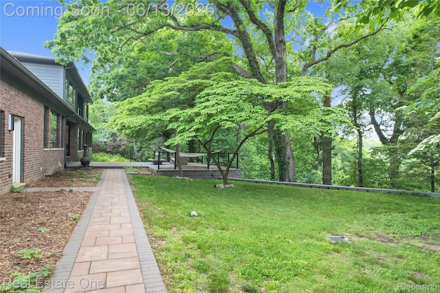 15349 Lakeside St, Plymouth, MI 48170 - view of grassy yard