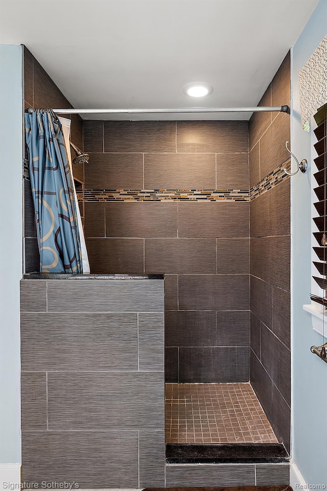 7672 Olde Sturbridge Trl, Clarkston, MI 48348 - photo 18