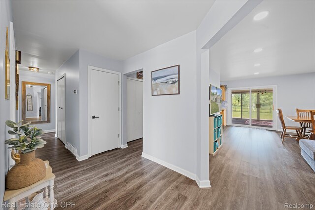 973 Nautical Ln, Marine City, MI 48039 - photo 3