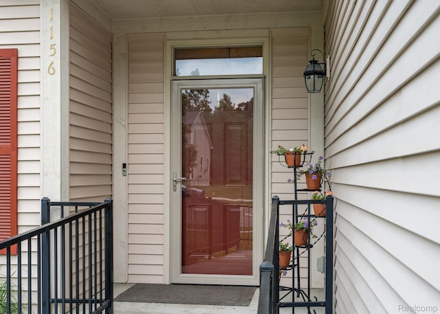 1156 Fairway Dr, Pontiac, MI 48340 - entrance to property