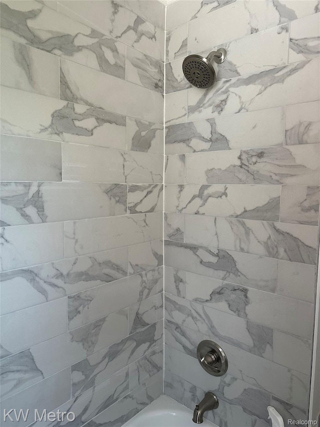 3015 Gray St, Detroit, MI 48215 - full bathroom featuring shower / tub combination
