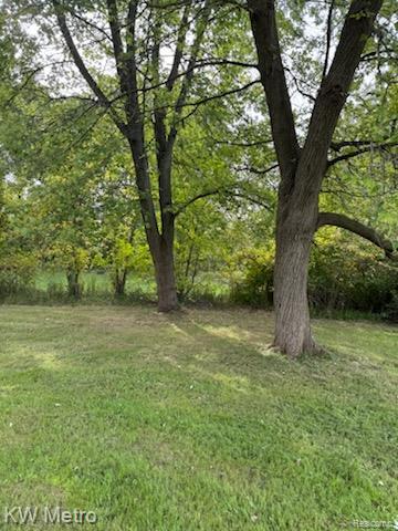 802 Oak St, Lennon, MI 48449