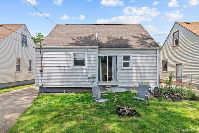 33989 Richard St, Canton, MI 48184 - back of property featuring a shingled roof