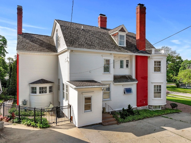 407 E Chapin St, Cadillac, MI 49601