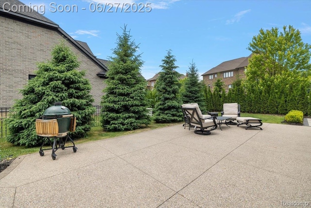 3610 Piccadilly Dr, Rochester Hills, MI 48309 - view of patio / terrace