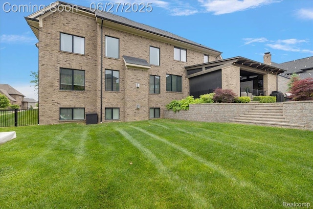 3610 Piccadilly Dr, Rochester Hills, MI 48309 - rear view of house with brick siding