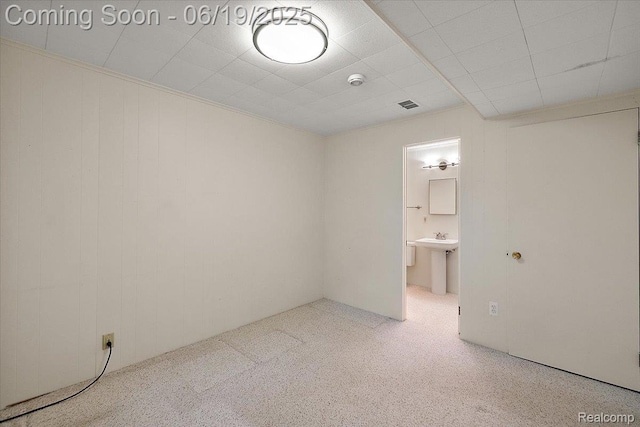 2732 Lone Pine Rd, West Bloomfield, MI 48323 - unfurnished bedroom featuring connected bathroom and carpet floors
