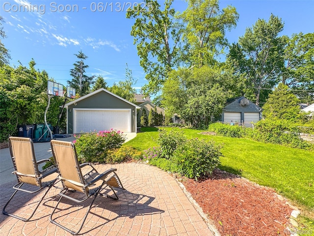 1630 W Houstonia Ave, Royal Oak, MI 48073 - view of patio / terrace featuring a detached garage and an outdoor structure