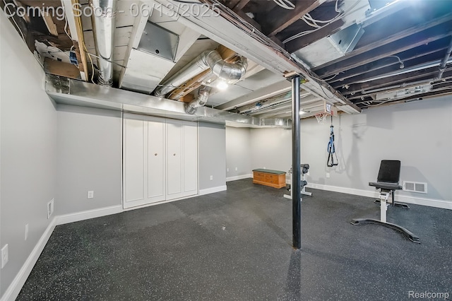 1630 W Houstonia Ave, Royal Oak, MI 48073 - basement featuring rubber floors and baseboards