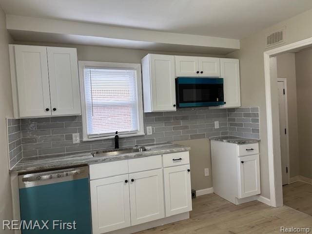 24707 Saxony Ave, Eastpointe, MI 48021 - photo 10
