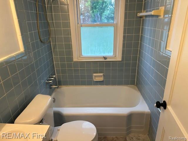 24707 Saxony Ave, Eastpointe, MI 48021 - photo 13