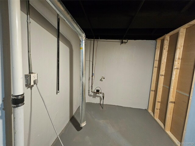 9311 Dixie, Redford, MI 48239 - unfinished basement featuring a water meter