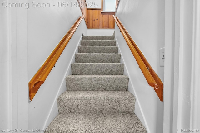 3156 Edgewood St, Dearborn, MI 48124 - view of stairs