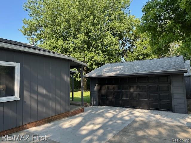 33315 Vista Way, Fraser, MI 48026 - view of detached garage