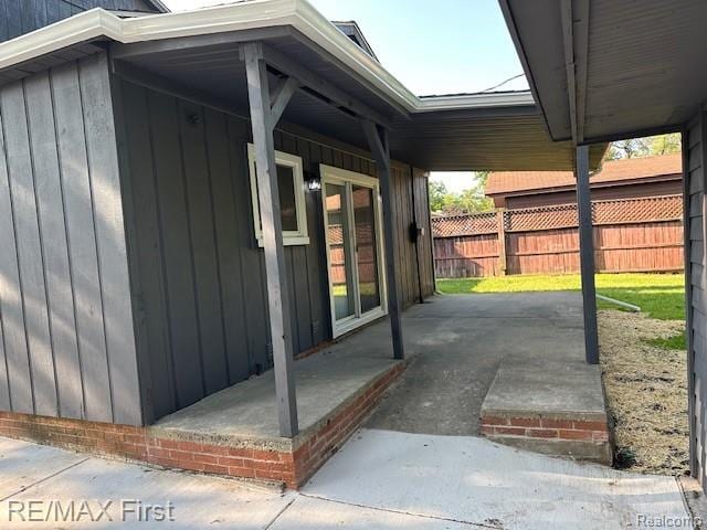 33315 Vista Way, Fraser, MI 48026 - view of patio