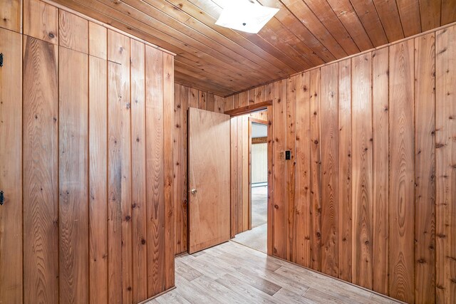 8181 Clam Lake Rd, Bellaire, MI 49615