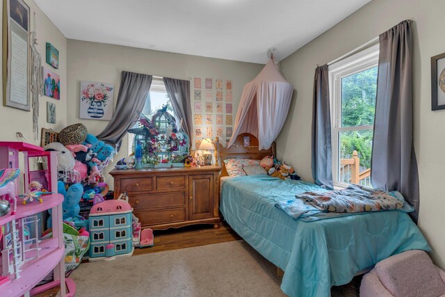 1026 Jennings Ave, Benton Harbor, MI 49022 - bedroom with carpet floors