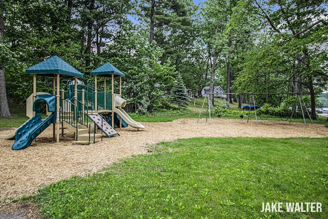 11720 Sparrow Dr, Lakeview, MI 48850 - photo 22