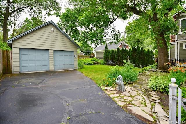 1719 Sycamore Ave, Royal Oak, MI 48073 - view of detached garage