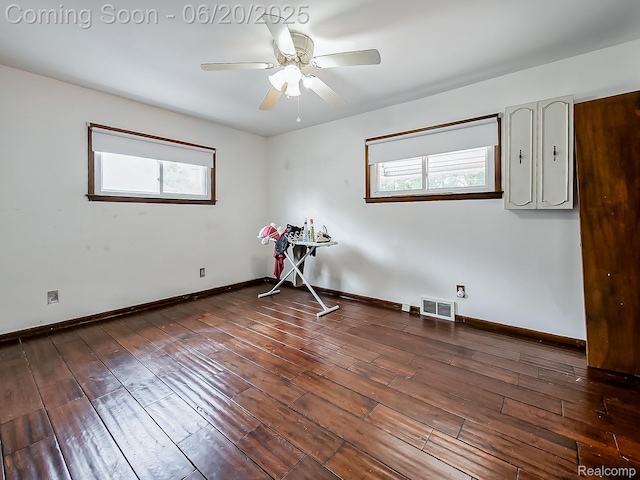10931 Troy St, Taylor, MI 48180 - photo 9
