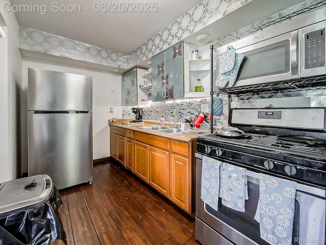 10931 Troy St, Taylor, MI 48180 - photo 2