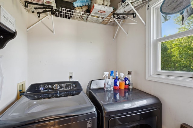 8078 S Royston Rd, Eaton Rapids, MI 48827 - laundry room with separate washer and dryer