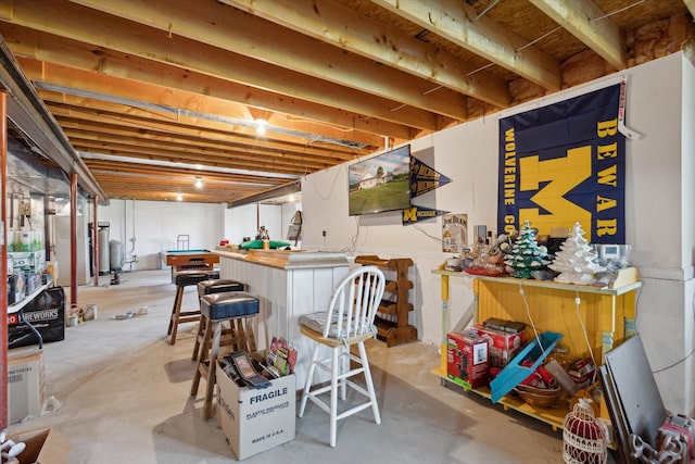 8078 S Royston Rd, Eaton Rapids, MI 48827 - unfinished basement with a dry bar
