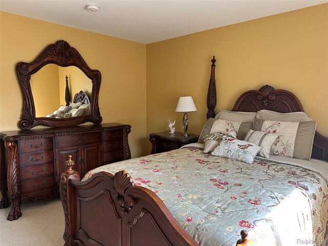 6601PEMBRIDGEHILL Pembridge Hl, West Bloomfield, MI 48322 - bedroom with light carpet