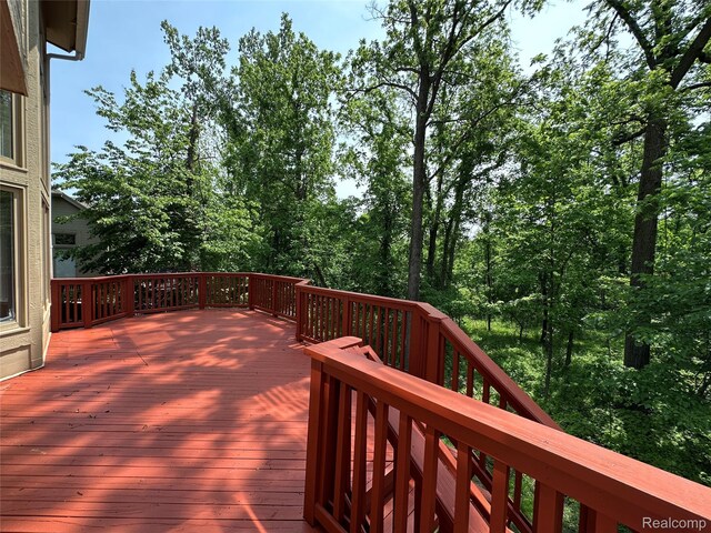 6601PEMBRIDGEHILL Pembridge Hl, West Bloomfield, MI 48322 - view of wooden deck