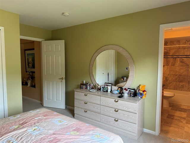 6601PEMBRIDGEHILL Pembridge Hl, West Bloomfield, MI 48322 - carpeted bedroom featuring baseboards and ensuite bath