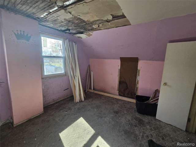 1270 E 1st St, Monroe, MI 48161 - bonus room featuring lofted ceiling