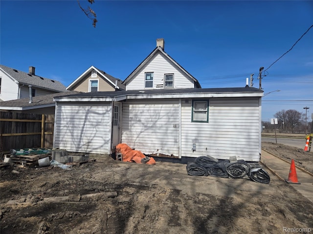 1270 E 1st St, Monroe, MI 48161 - view of rear view of property