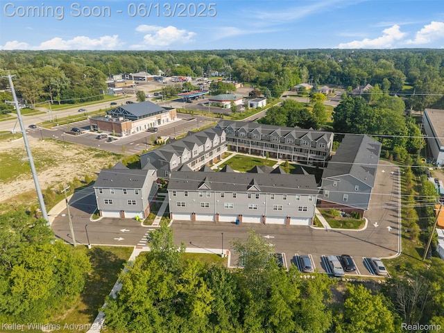 3947 Trailwaycommons Cir, Auburn Hills, MI 48326 - aerial view of a heavily wooded area