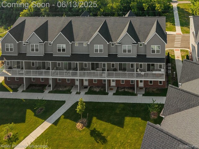 3947 Trailwaycommons Cir, Auburn Hills, MI 48326 - drone / aerial view