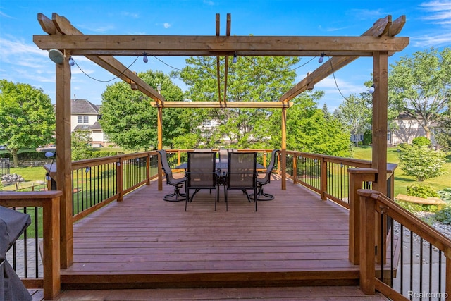 4991 Knollcrest Ct, Commerce Twp, MI 48382 - deck with outdoor dining area and a yard