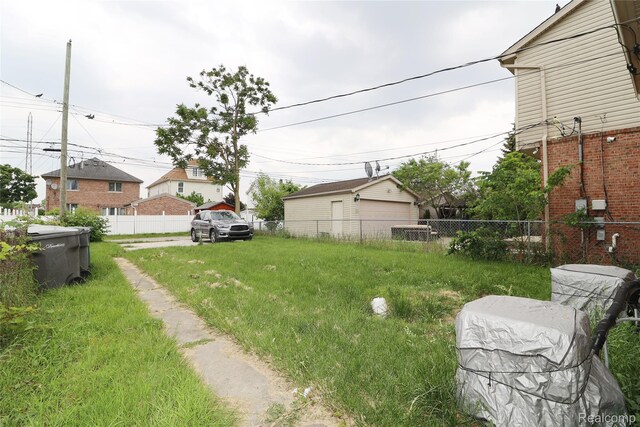 7524 Williamson St, Dearborn, MI 48126 - view of yard