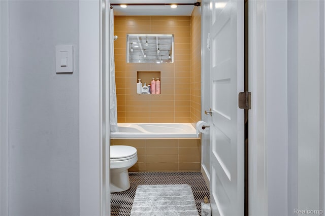 23069 Violet St, Farmington, MI 48336 - full bathroom featuring tile patterned floors and shower / tub combo