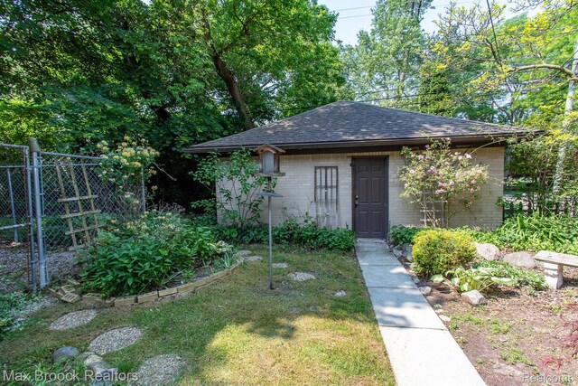 25695 York Rd, Royal Oak, MI 48067 - view of outdoor structure