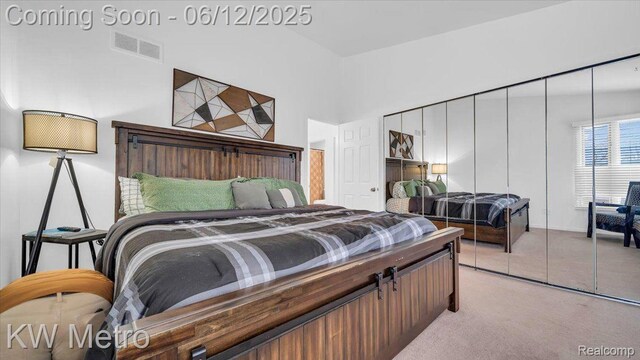 4013 Foxpointe Dr, West Bloomfield, MI 48323 - bedroom featuring light carpet and a towering ceiling
