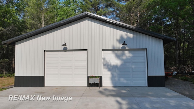 2258 High Rd, Roscommon, MI 48653 - view of detached garage