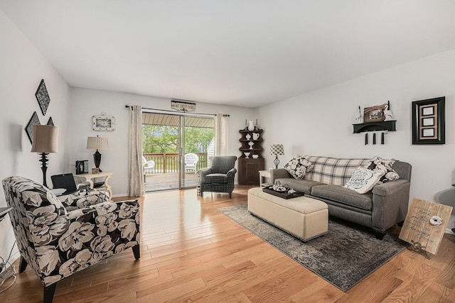 3431 Brookview Ct, Hudsonville, MI 49426 - living room featuring wood finished floors