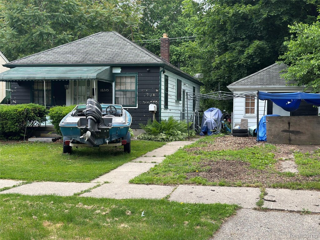 18245 Lenore, Detroit, MI 48219 - photo 1