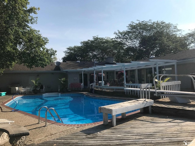 4845 E Dunbar Rd, Monroe, MI 48161 - outdoor pool featuring a patio