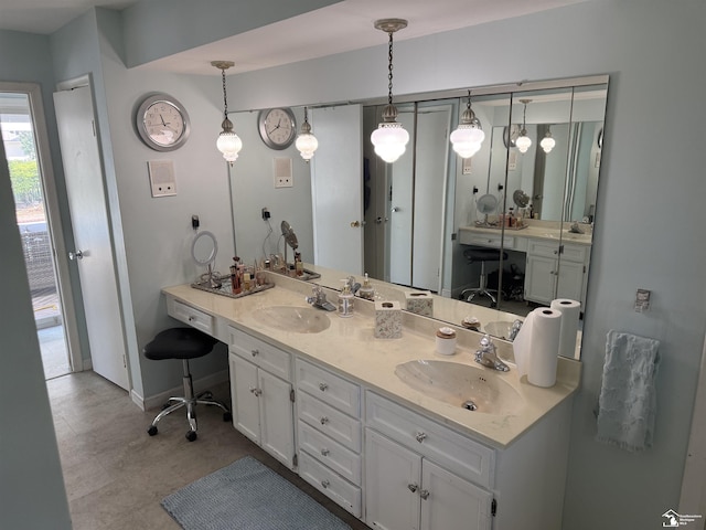 4845 E Dunbar Rd, Monroe, MI 48161 - full bath featuring double vanity