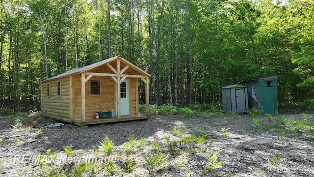 2351 S 10 Mile Rd, Breckenridge, MI 48615